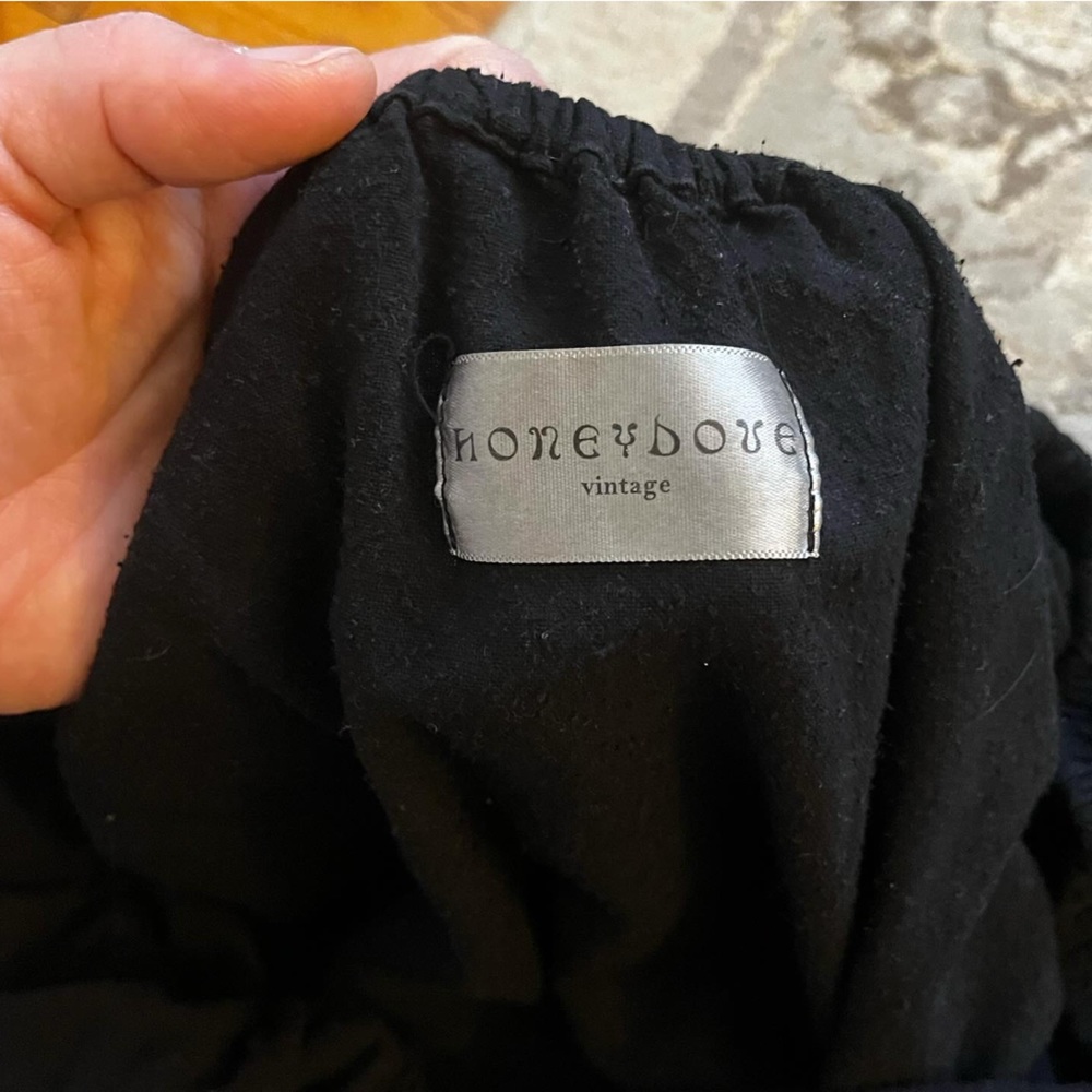Traded Honeydove Vintage raw silk puff sleeve top, size L - Picture 5 of 11